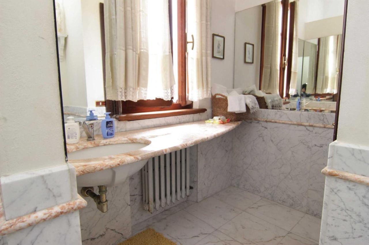 L'Arrocco Bed And Breakfast Marina Di Carrara Extérieur photo