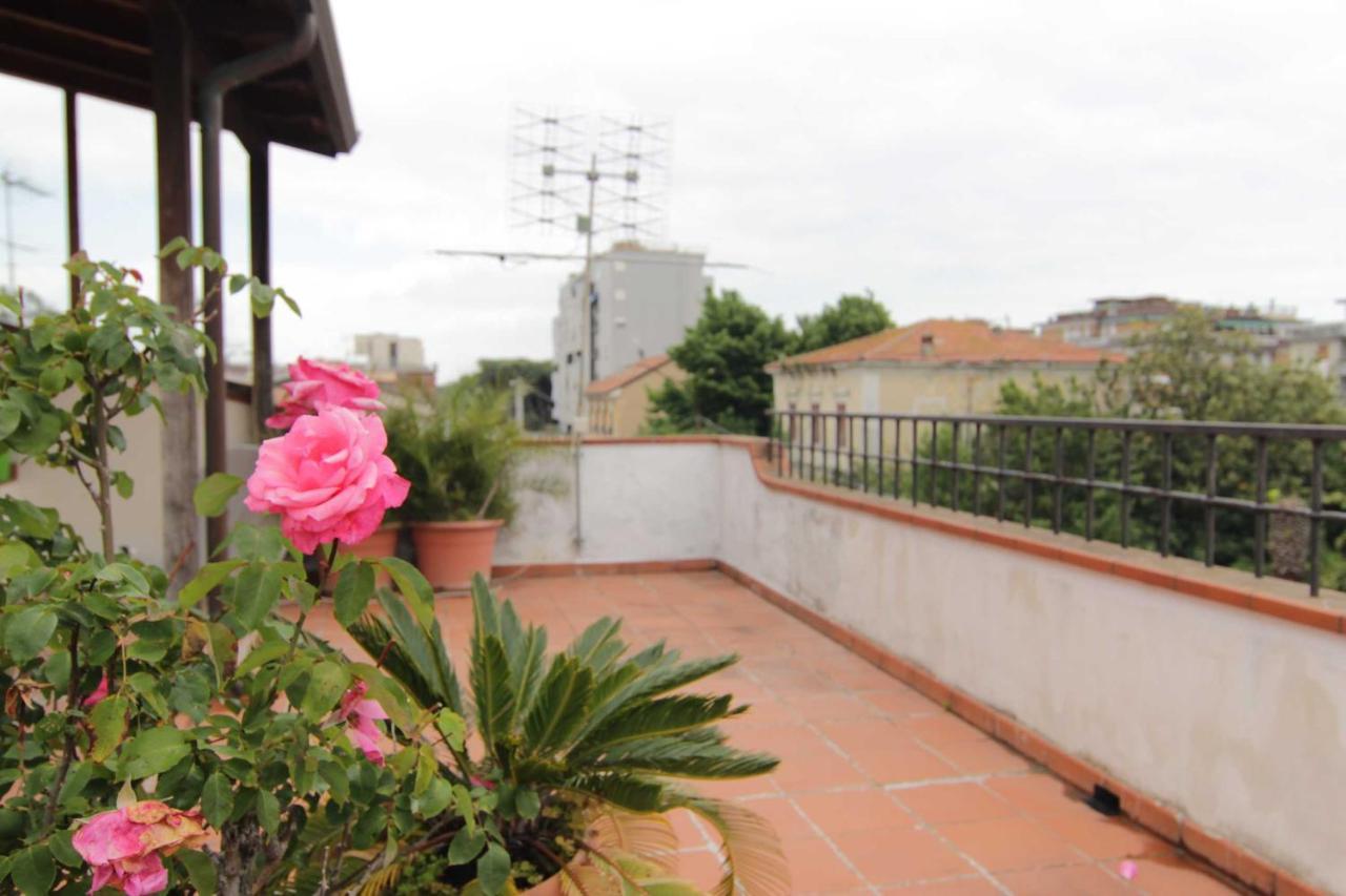 L'Arrocco Bed And Breakfast Marina Di Carrara Extérieur photo