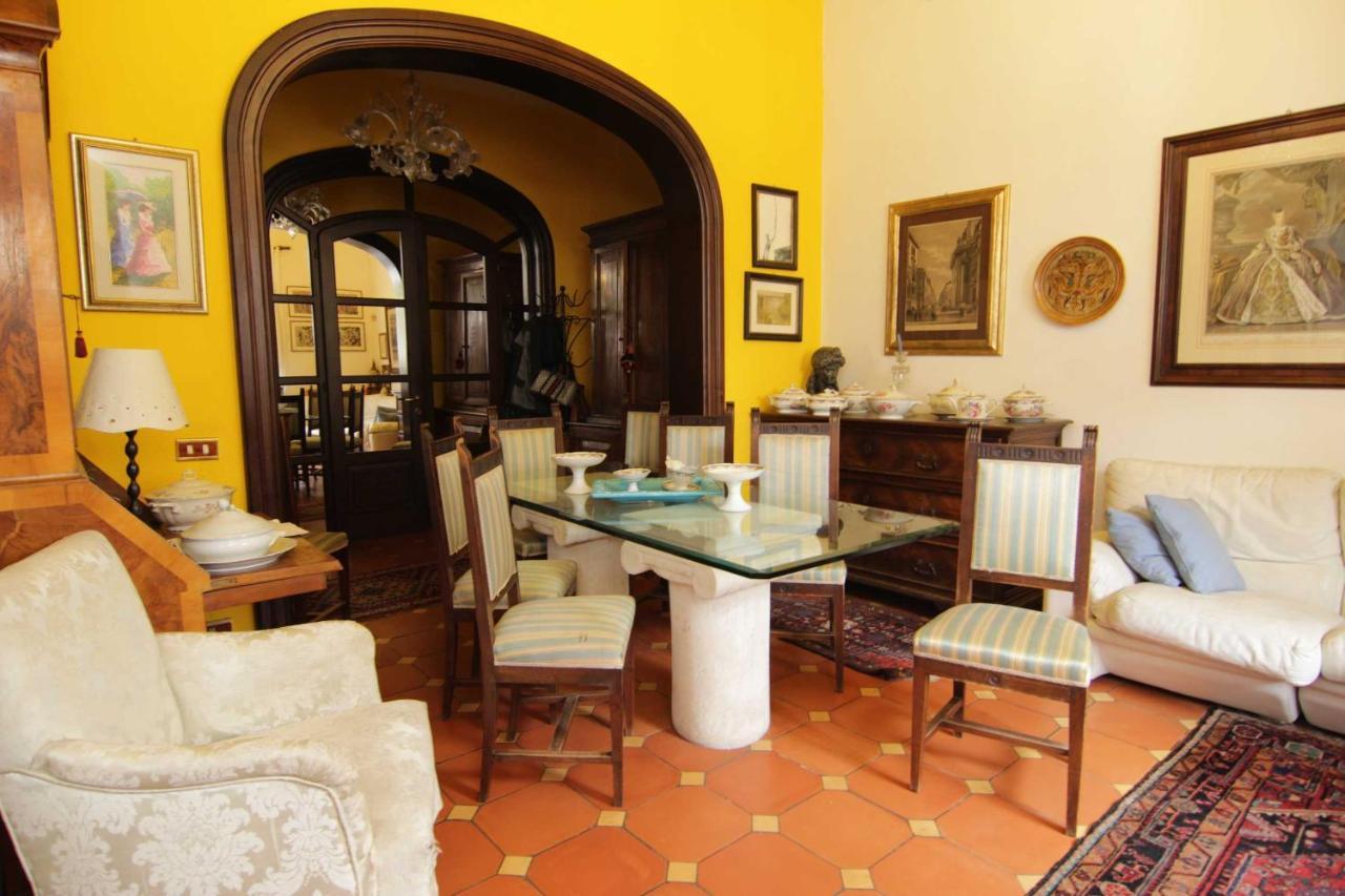 L'Arrocco Bed And Breakfast Marina Di Carrara Extérieur photo